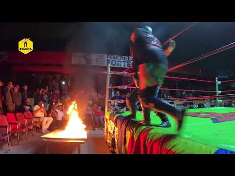 Penta Zero M y Camuflaje vs Crazy Boy y Crazy King - DTU de Patria Extrema - Arena Afición