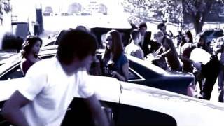 Everybody Loves Me - Zac Efron