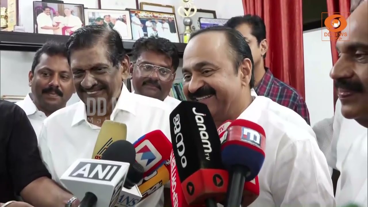 വി.ഡി.സതീശൻ കേരള കോൺഗ്രസ്സ് നേതാവ്  പി.ജെ.ജോസഫിനെ സന്?