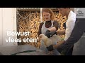 In dit restaurant slacht je je eigen kip
