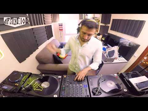 V. Aparicio :: Gold Vinyl Series #04 [Retro UK Garage]