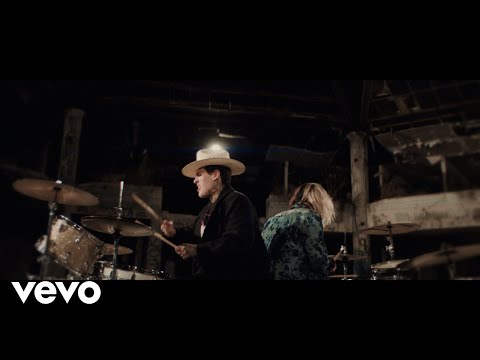 Wiplash, Adriel Favela - Aprendiendo A Amar