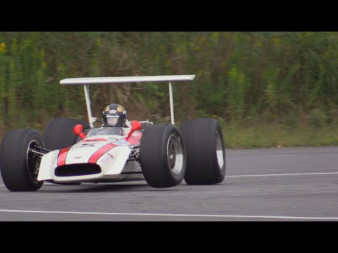 Thumbnail for ホンダ F-1 RA301 テストラン(4回目) エンジンのセッティングが見えてきたところに予期せぬトラブルが! / Honda F-1 RA301 (1968) vol.2 by Honda RA301