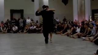 Esibizione Neri Piliu e Yanina Quinones in Nido Gaucho Pugliese