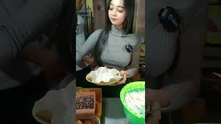 Download lagu Viral!! Cewek Cantik Jual Nasi, Pasti Rame 😂 #tiktok #videos #shorts #viralvideo mp3