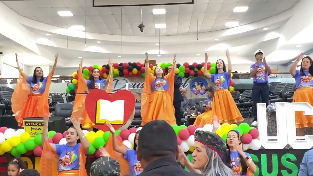 Louvor ❤️💛💚 pare, pare, olhe, olhe, siga a Jesus. EBF 2024