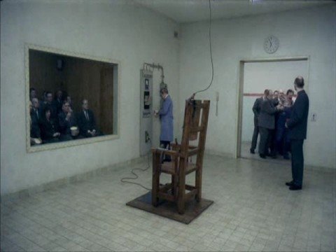 Du Levande (You, the Living) - The Electric Chair