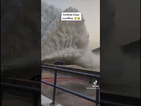 Tarbela Dam overflow😱| tarbela dam full hogeya 😱#trending #allahuakbar #youtube #salab #allah