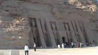 preview picture of video 'Luisa y yo en Abu Simbel (Egipto)'