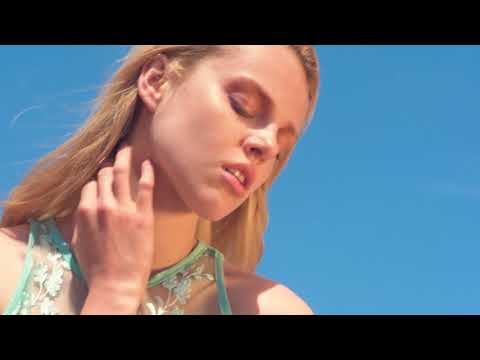 Kathy Heyndels Summer is always in our heart!