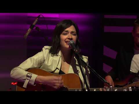 Mia Dimšić - Pomiče se sat (live)