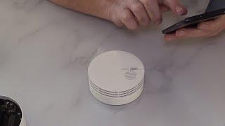 Hekatron Rauchmelder Genius Plus Batterie wechseln. Schritt für Schritt.