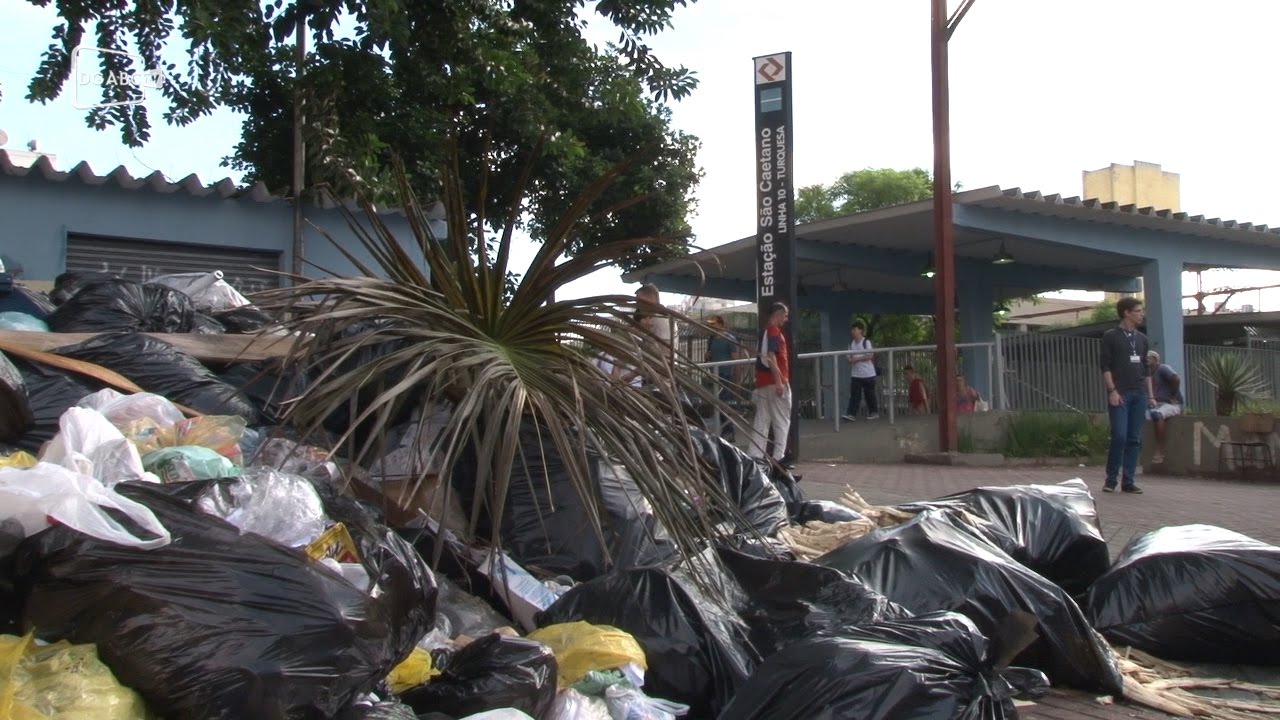 Moradores reclamam do lixo em São Caetano; veja vídeo