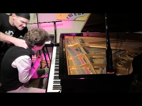 Martin & Dan Popek - Skype Boogie (Piano four hands)