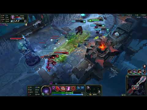 Jogando de Elise Lua Sangrenta.