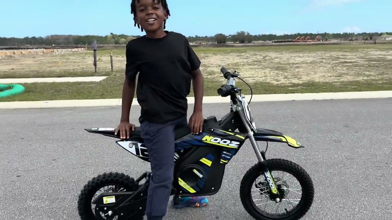 LANDEN RIDES HIS KOOZ ELECTRIC DIRTBIKE!!!