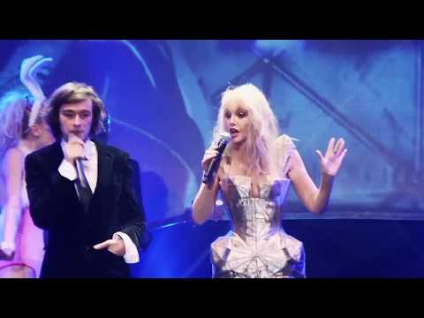 Arielle Dombasle & Daven Keller - Où Tu Veux (Vidéo Glam Show)