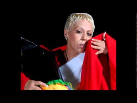 "Sincera Confesión" por Lucía de La Cruz