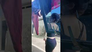Download lagu Cewek Cantik Jemur Baju mp3 Download lagu Cewek Cantik Jemur Baju mp3
