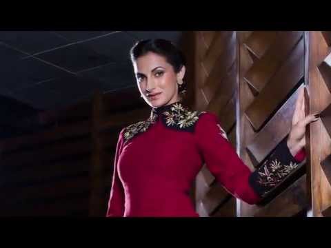 download lagu mp3 mp4 Shilpa Reddy Kingfisher, download lagu Shilpa Reddy Kingfisher gratis, unduh video klip Shilpa Reddy Kingfisher