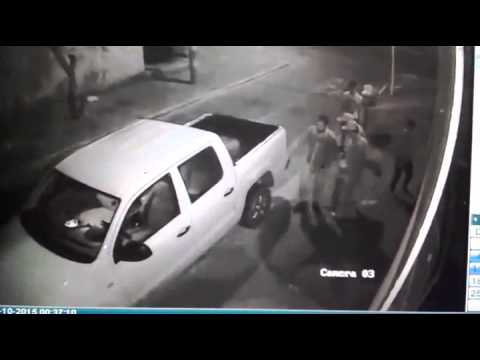 Policial com reflexos de Ninja..