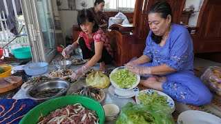 WESTERN DEATH ANNIVERSARY Chef Cooks Many Traditional Vegetarian and Salty Dishes to Treat Guests
