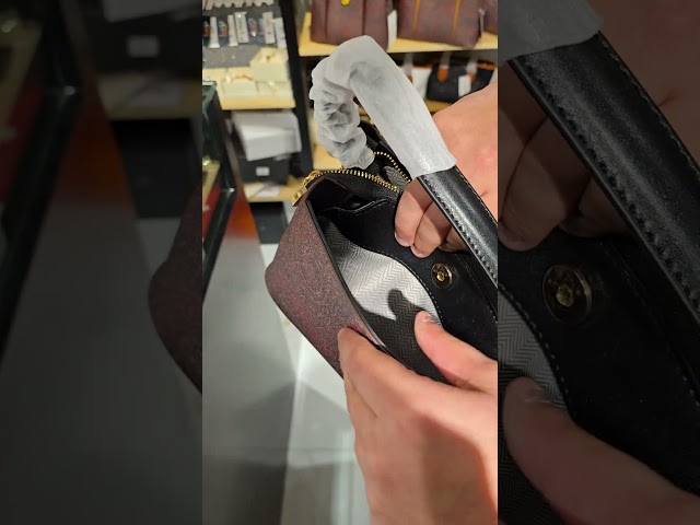 شنطة ايترو - راقية - وسط- لوقو علاق عنابي