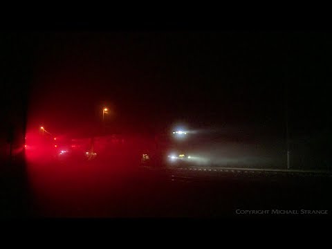Freight Train In Night Fog / Pacific National 2PM6 - PoathTV Australian Railways