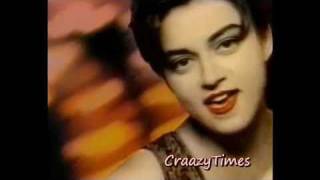 Candi &amp; The Backbeat - World Keeps On Turning.mp4