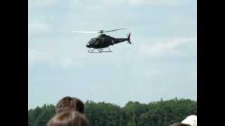 preview picture of video 'Ostrow AirShow - SW-4 Puszczyk helicopter - 2012.05.26'