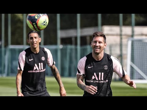 Messi’s first training session with his new team mates at PSG
