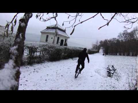 Riding a unicycle part 8: "Hvervenbukta" winter