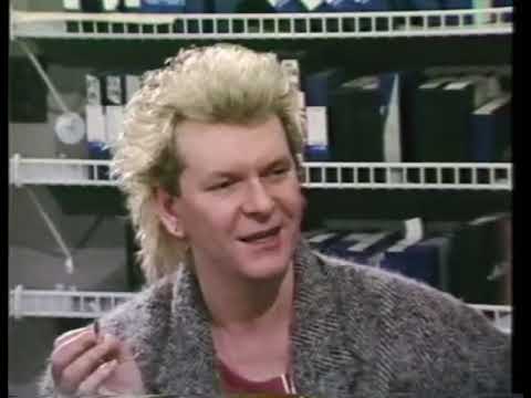 Yes Interviews: 4/19/85 - Toronto - Chris Squire Interview