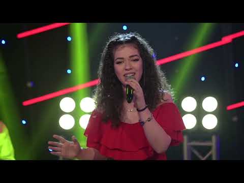 Elena Naumova i Grupa Molika - Sto da pravam sto da cinam (Art Studio Production Live TV Show)