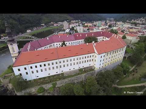 Zámek Děčín a okolí