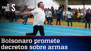 Bolsonaro inaugura pista e defende arma pra o cidadão de bem