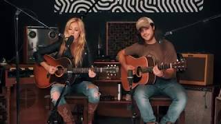 "Silver Wings" - Ian Munsick & Meghan Patrick #OneMinuteMonday