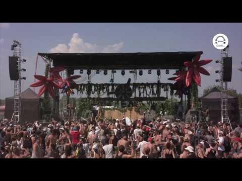 Tom Pooks & Joy Kitikonti dropping 'Losing Your Mind' - Family Piknik 2018