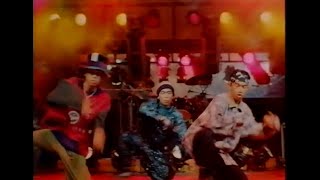 Download lagu Flm Sama Tak Serupa (1995) Trailer mp3 Download lagu Flm Sama Tak Serupa (1995) Trailer mp3