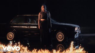 Léa Sen – “Luv Him (about u)”