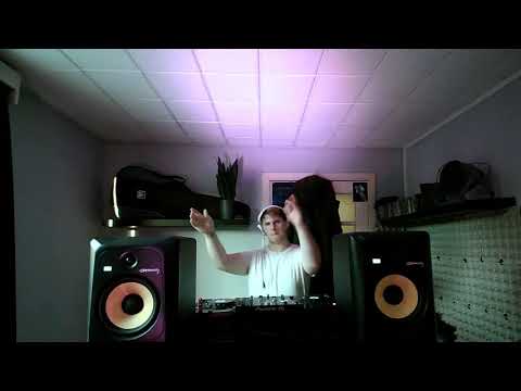 MNM Start 2 DJ -  Gelidus