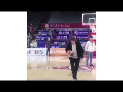 Lee Min Ho shows himself throwing basketball at 'The King: The Eternal Monarch'