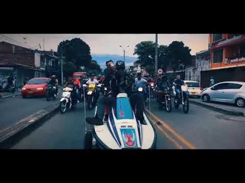 Me muero en mi moto motosracing