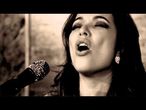 Liah Soares - Tente outra vez