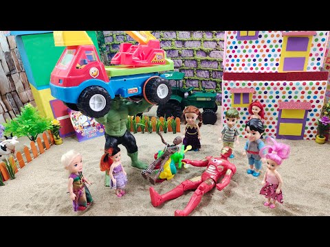 Hulk VS Groot Fight Barbie Mini cooking