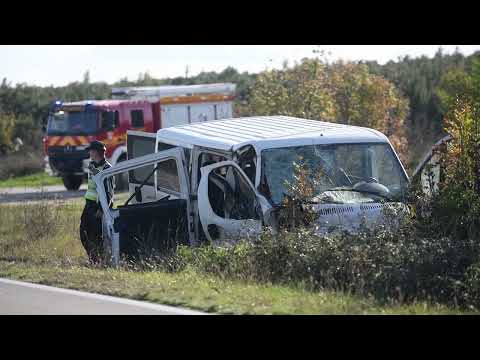 Teška prometna nesreća u kojoj je jedna osoba smrtno stradala, a deset ih ozlijeđeno