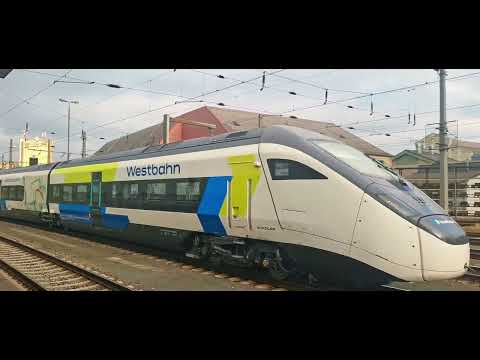 Ein und Ausfahrt eines Neuen Stadler Smile der Westbahn RABe (501.042) in Linz HBF am 6.2.2026