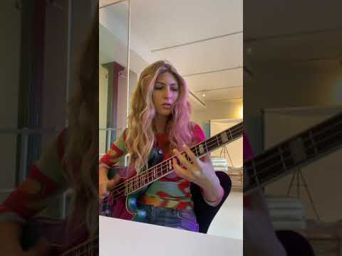 Janet Jackson - Control (Blu DeTiger Bass Cover) #Shorts