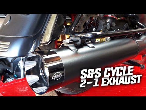 S&S Cycle vs Vance and Hines 2-1 Exhaust for H-D Touring