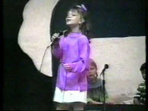 Young Britney Spears singing (Part 2)